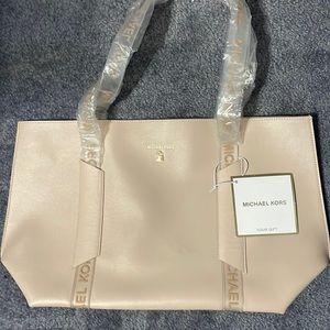 Michael kors tote bag